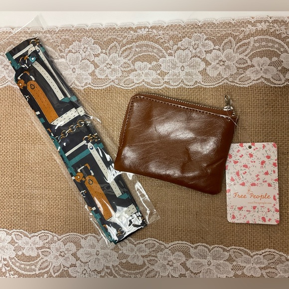 🌰FreePeople~Wallet w/matching Twilly - Picture 4 of 5